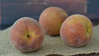 Vanilla Bean Peaches
