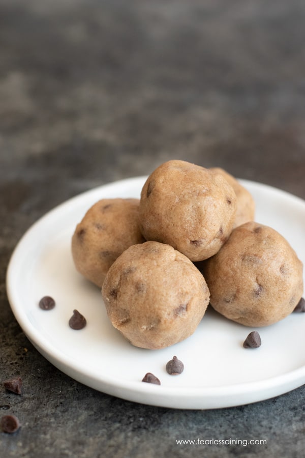 The Easiest Edible Gluten Free Cookie Dough EVER! Fearless Dining