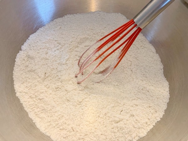 A photo of the dry ingredients in a bowl.