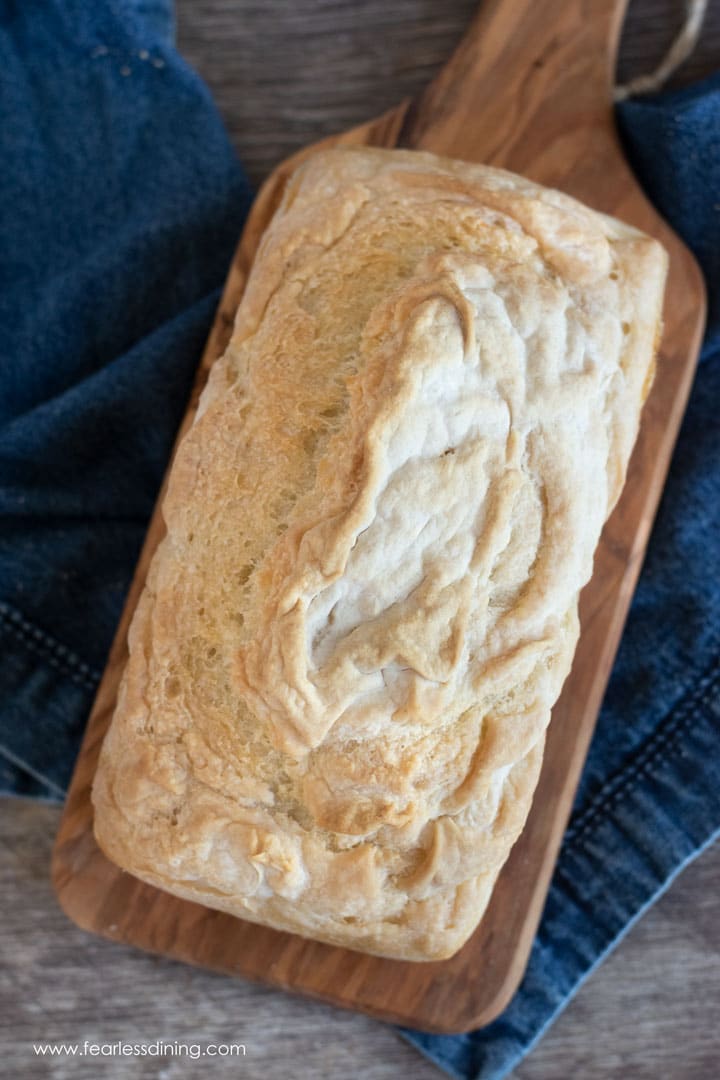 The top view of a loaf of the baked bread.