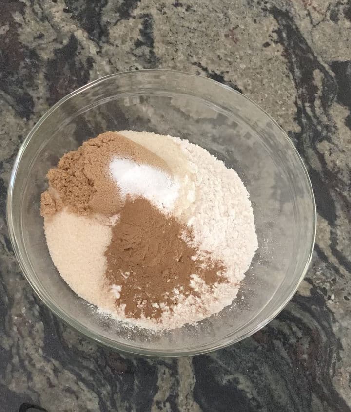 A photo of all of the dry ingredients in a bowl.