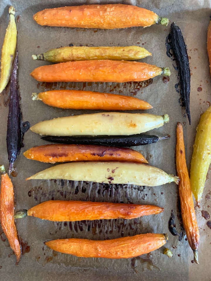 roasted carrots in a baking dish