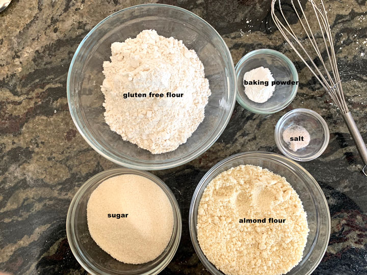 Photos of the muffin mix ingredients in bowls.
