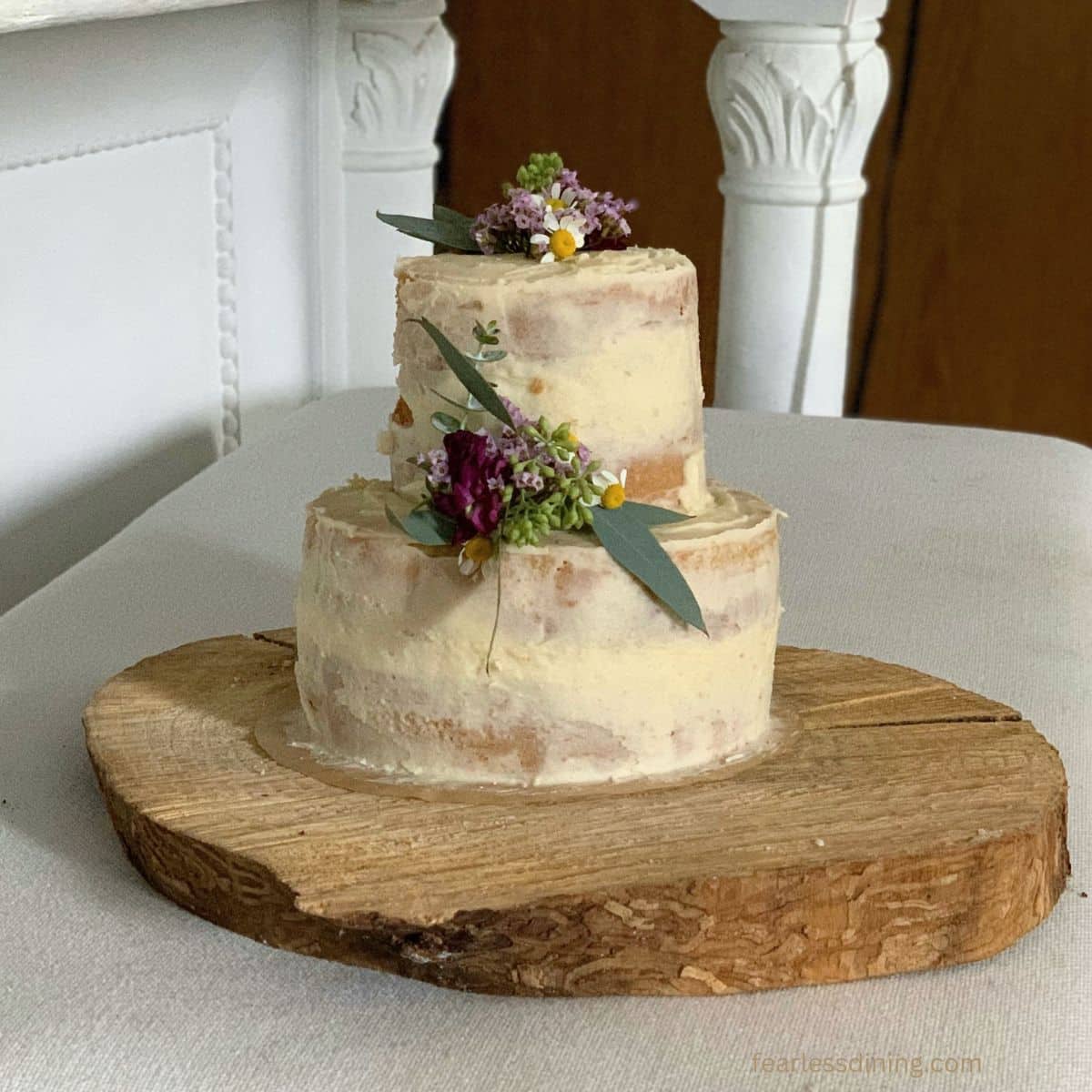 A photo of my reader, Jennifer's, who made this wedding cake.