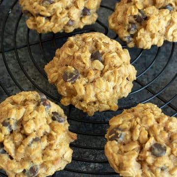 gluten free oatmeal pumpkin cookies on a rack.