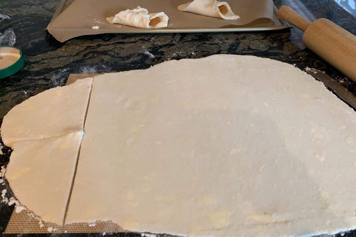 Cutting the pastry dough.