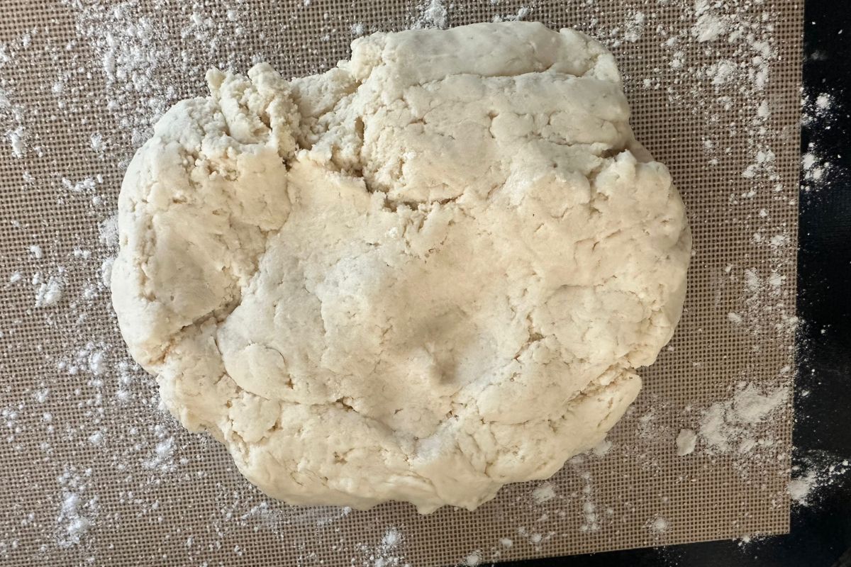 Photo of the dough on a silicone mat.